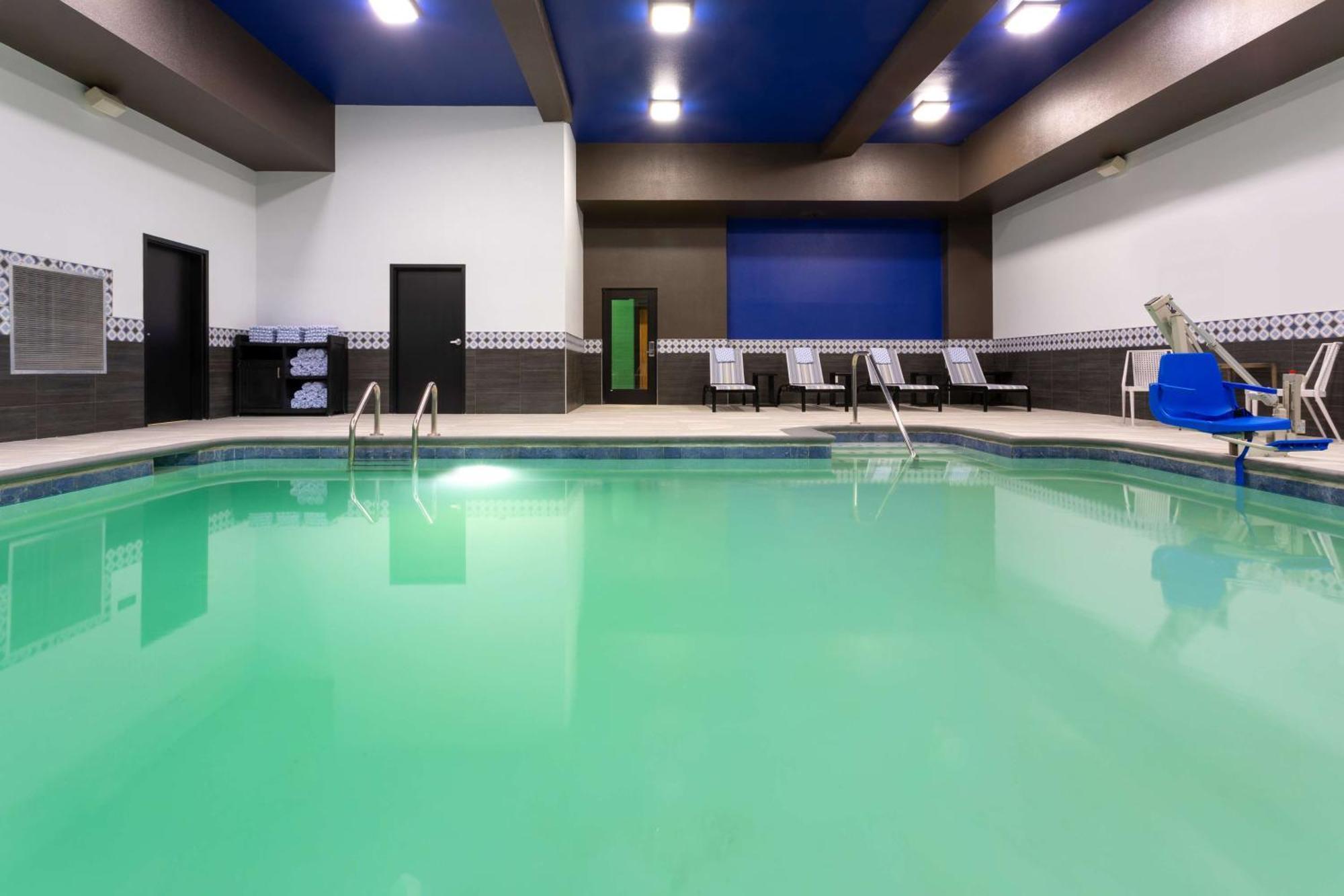 Hilton Garden Inn Hays, Ks Εξωτερικό φωτογραφία